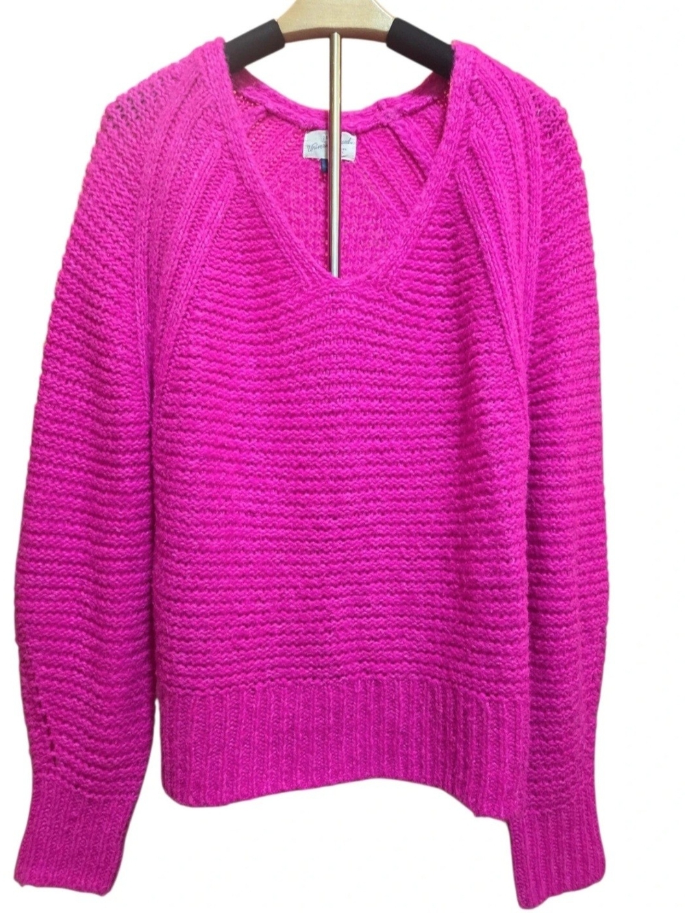 Universal Thread Vibrant Pink Oversized Chunky Knit V Neck Sweater Size S